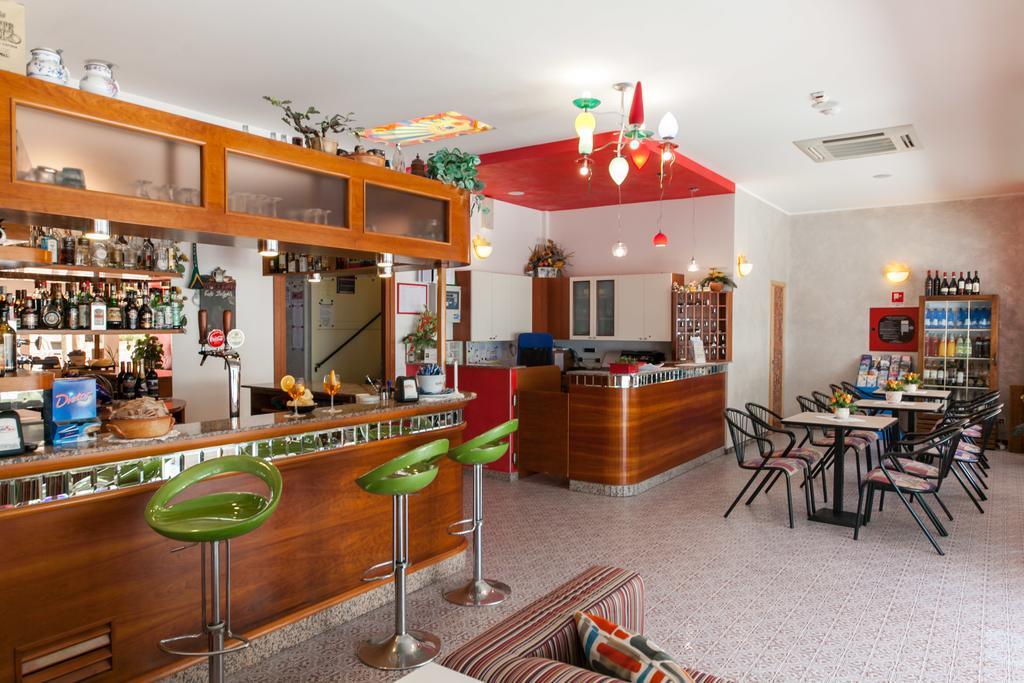Hotel Sandra Gatteo a Mare Ngoại thất bức ảnh