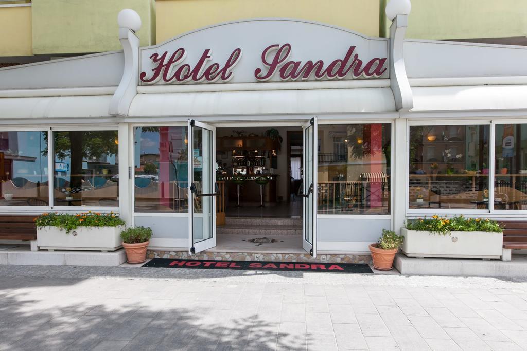 Hotel Sandra Gatteo a Mare Ngoại thất bức ảnh