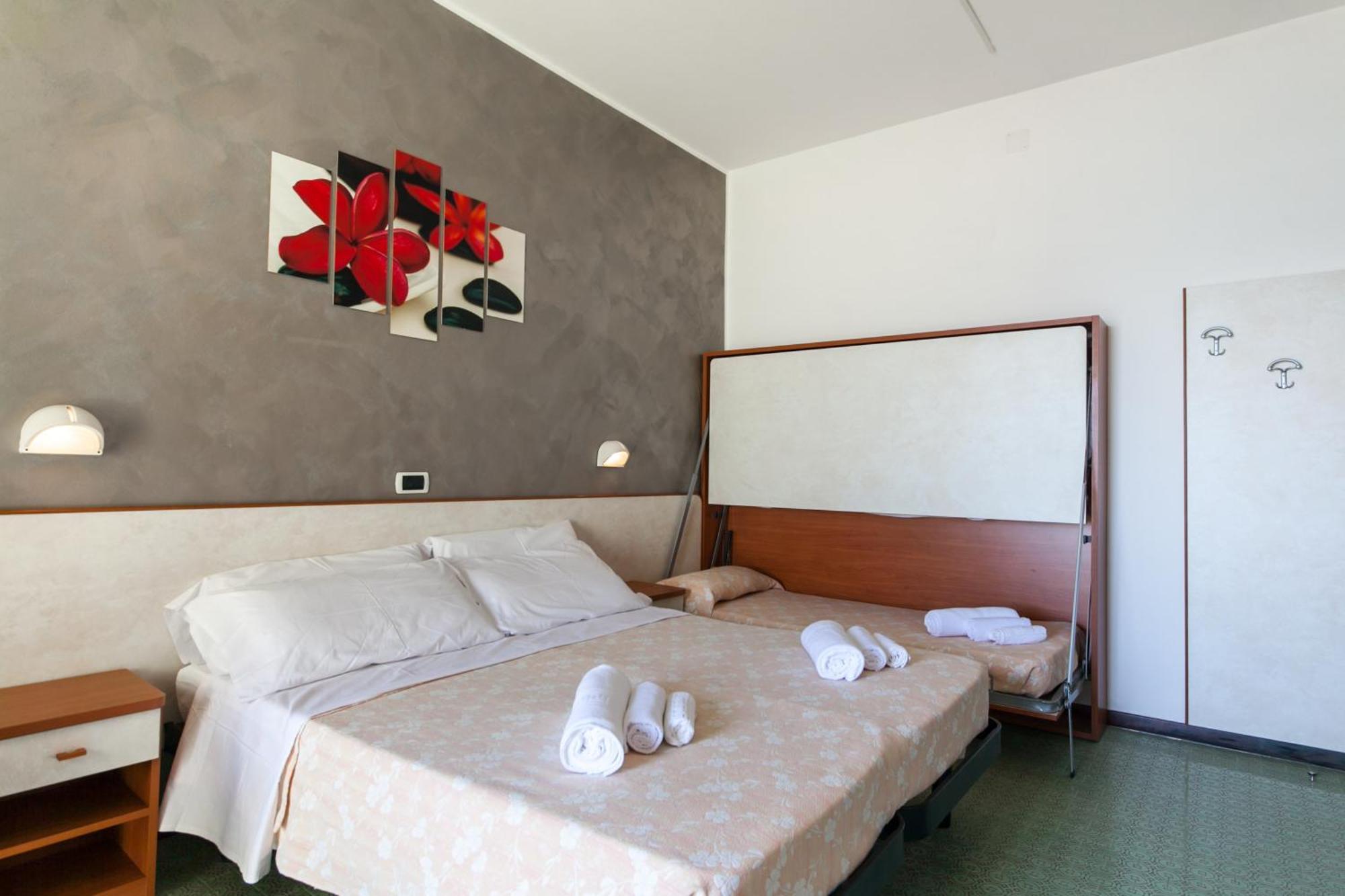 Hotel Sandra Gatteo a Mare Ngoại thất bức ảnh