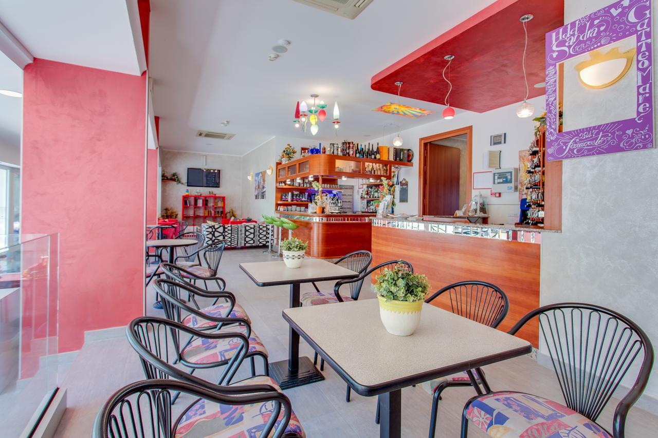 Hotel Sandra Gatteo a Mare Ngoại thất bức ảnh