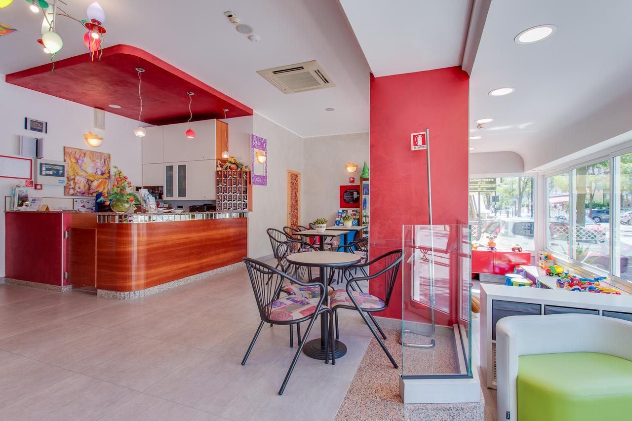 Hotel Sandra Gatteo a Mare Ngoại thất bức ảnh